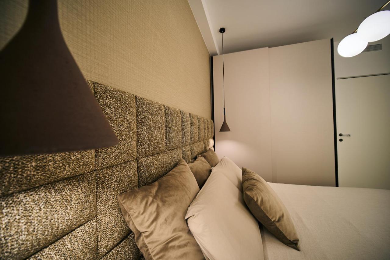 Luxury & Central Apartment ミラノ エクステリア 写真