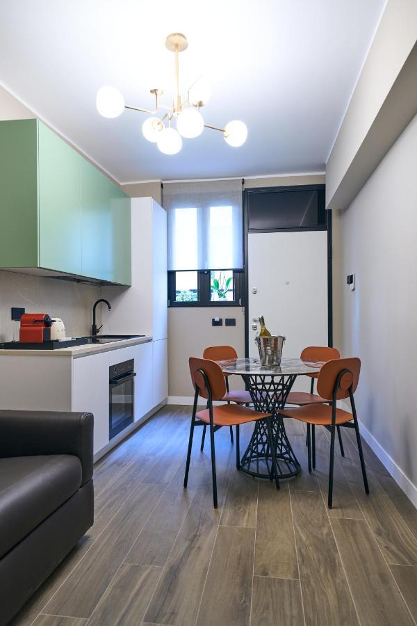 Luxury & Central Apartment ミラノ エクステリア 写真