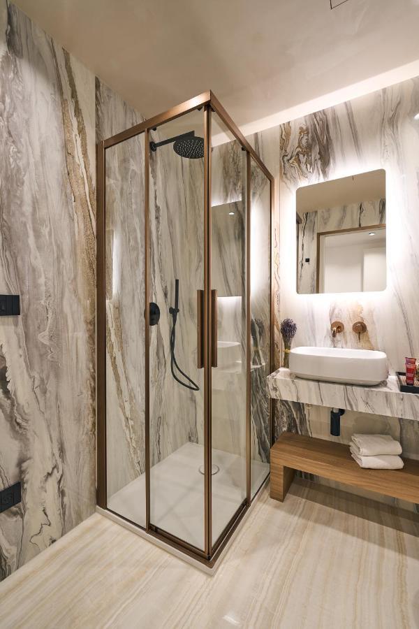 Luxury & Central Apartment ミラノ エクステリア 写真