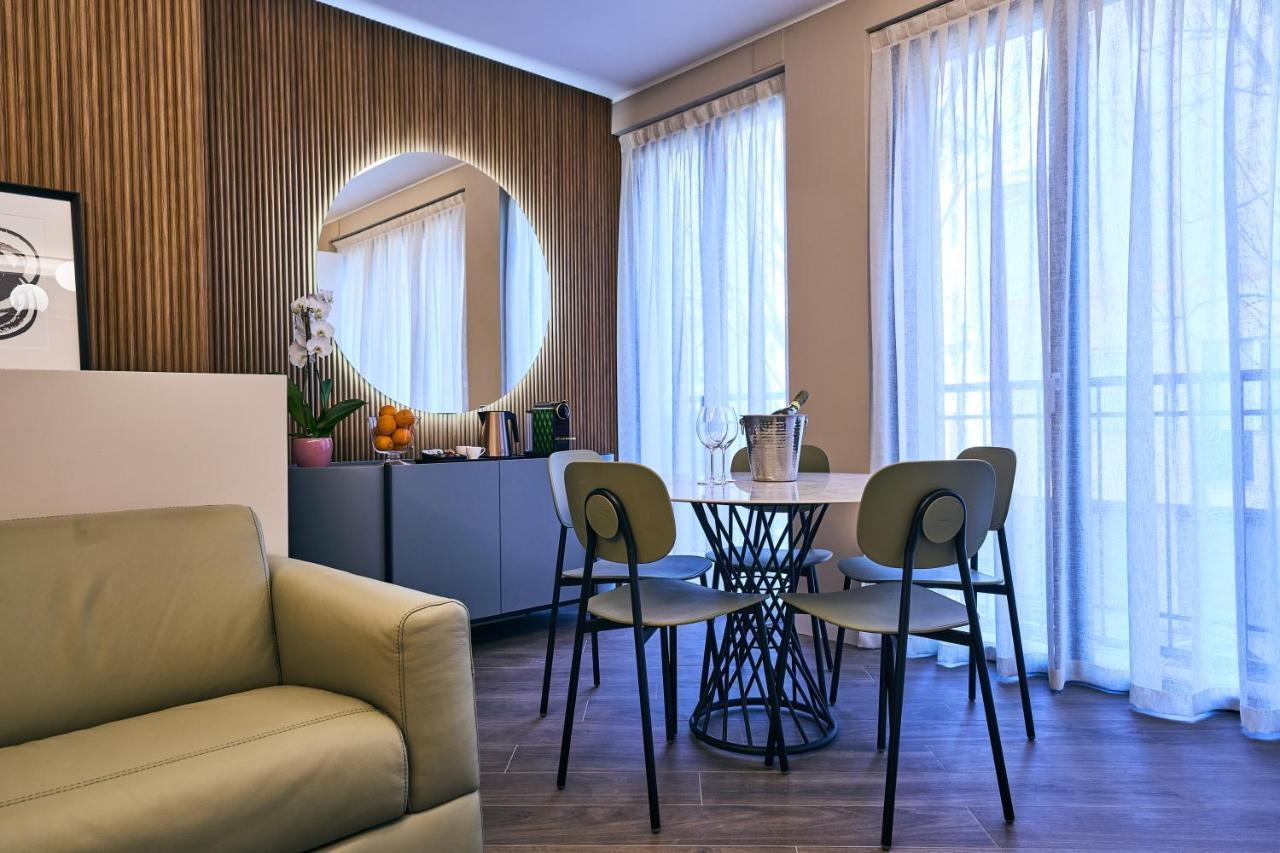 Luxury & Central Apartment ミラノ エクステリア 写真