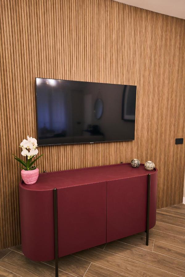 Luxury & Central Apartment ミラノ エクステリア 写真